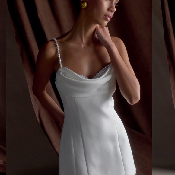 Meshki White Satin Dress - Picture 2 of 9